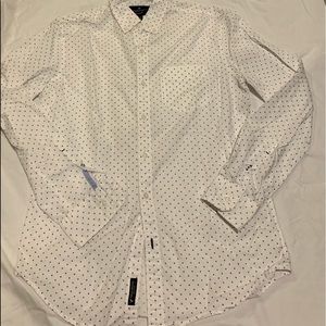 Size small white American eagle button up